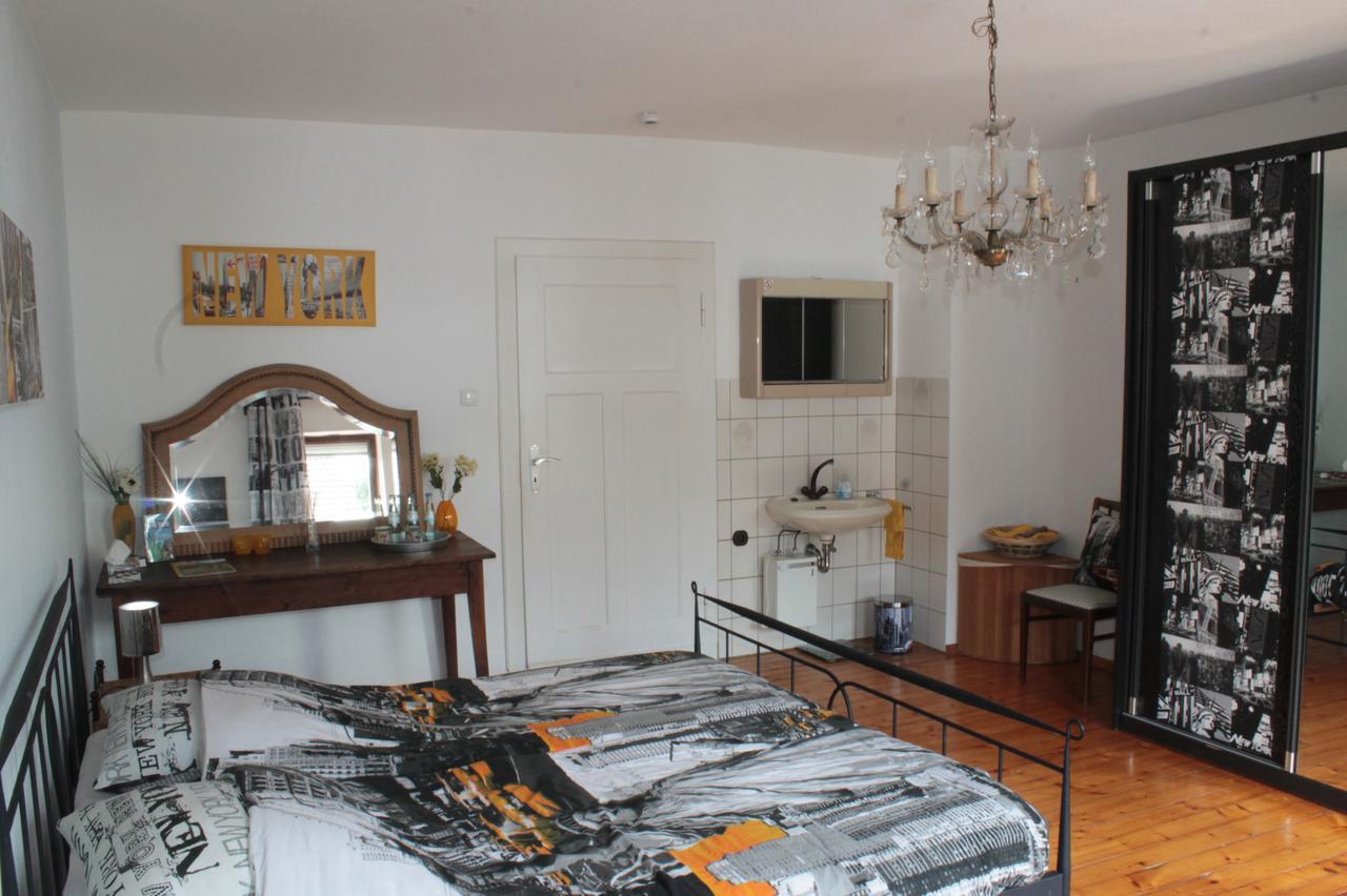 Pension Rodenburg Duppach Экстерьер фото